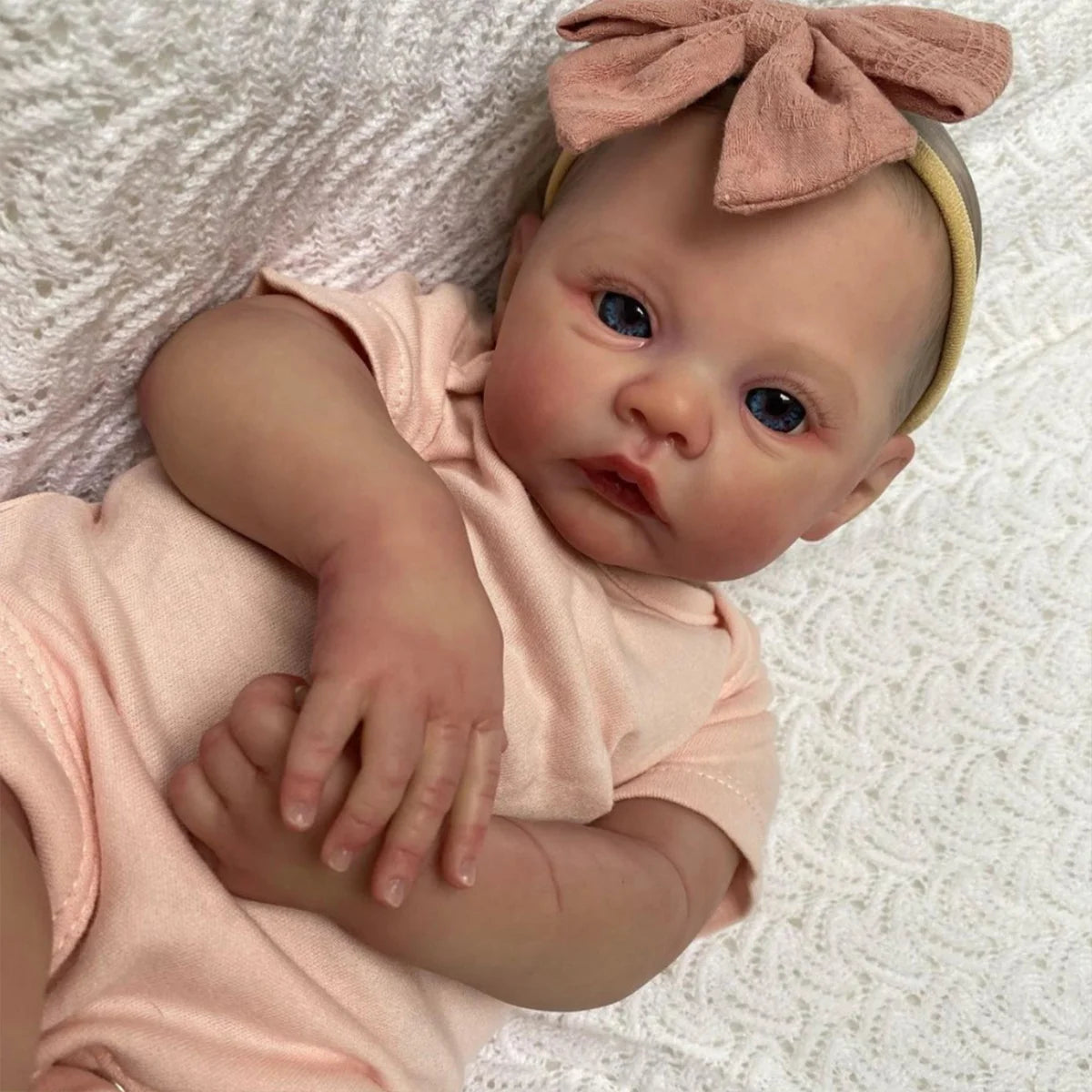 Linda - 49cm realistic Reborn doll